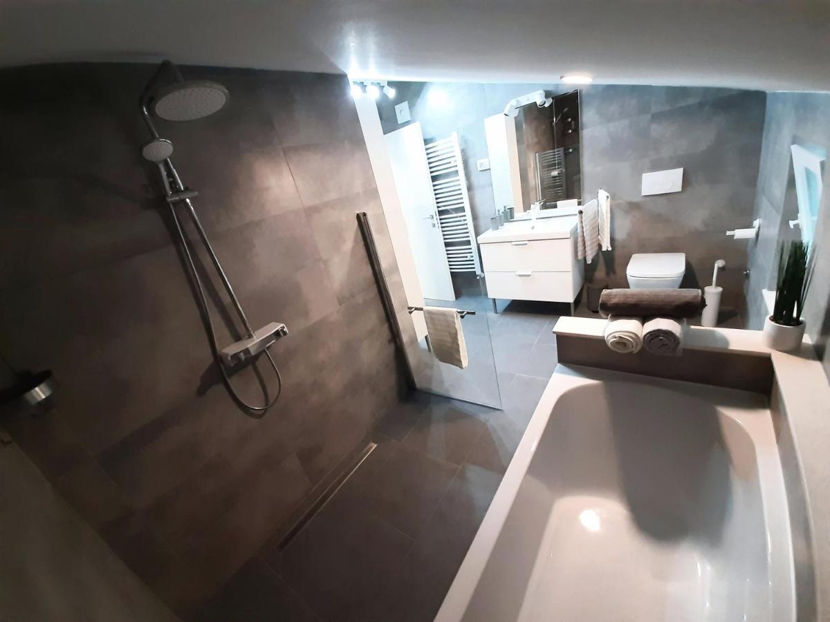 Guesthouse Villa Brestova โพลมิน ภายนอก รูปภาพ